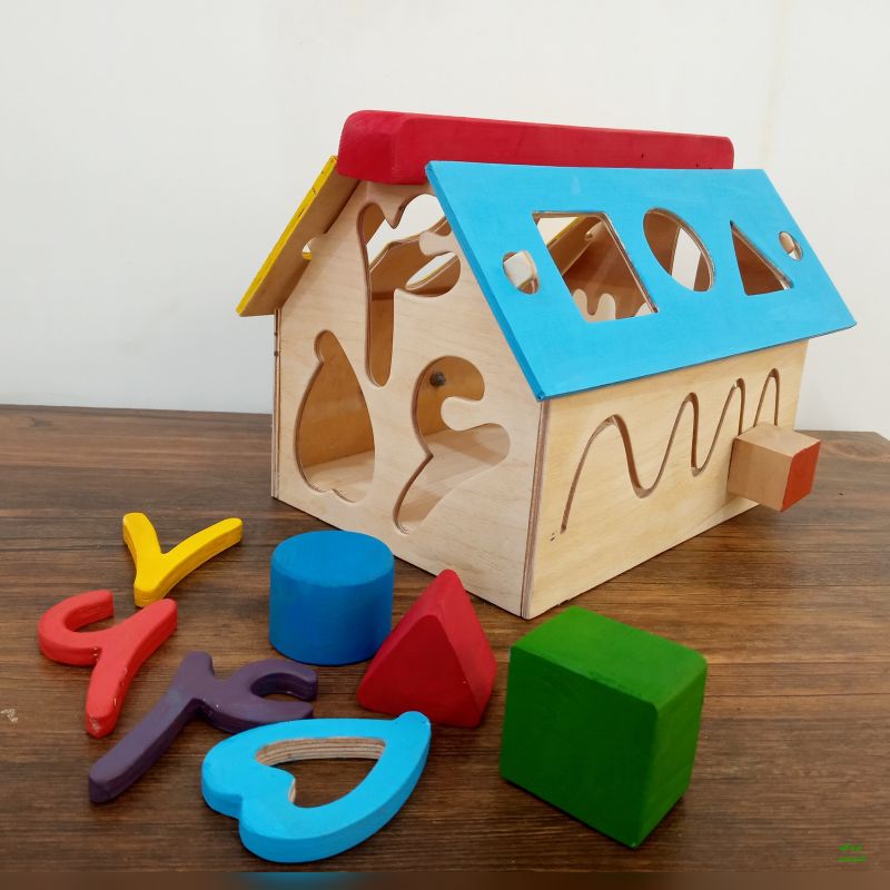 خانه هوش چوبی busy home